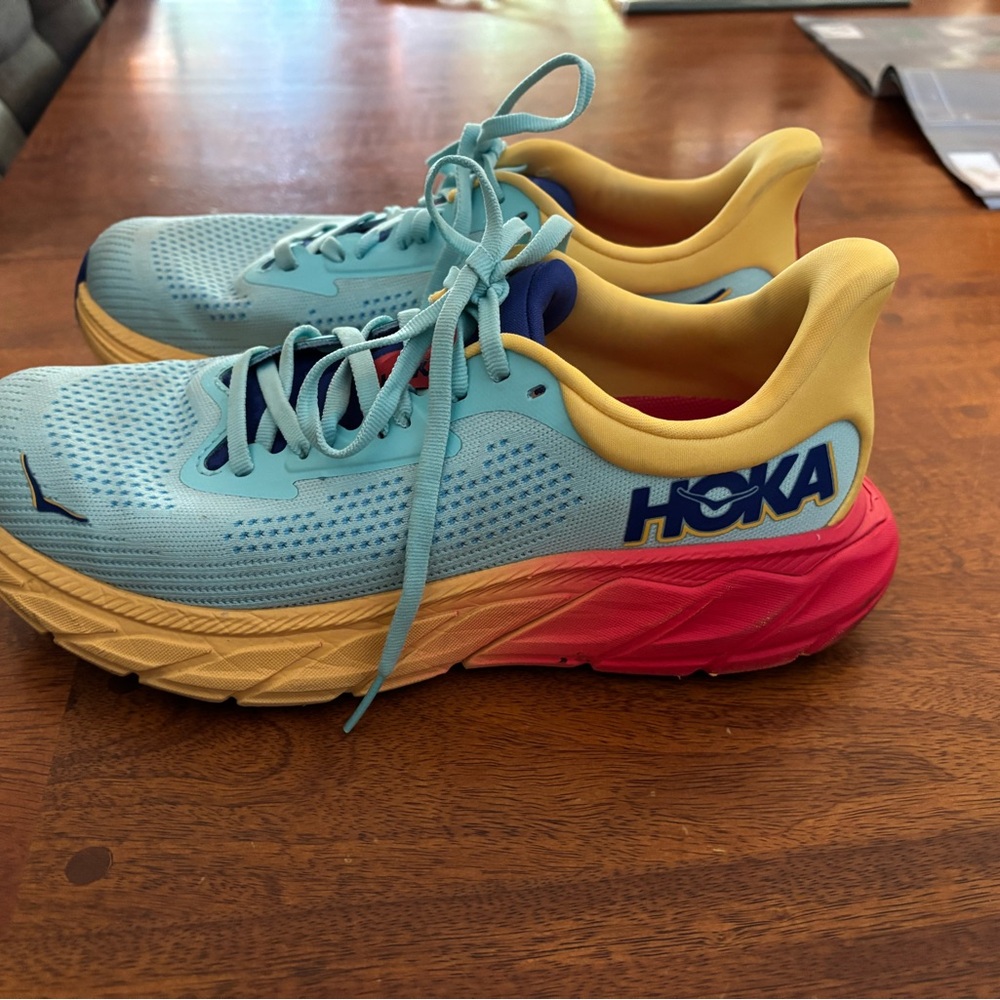 Hoka Arahi 7 women’s sz 8